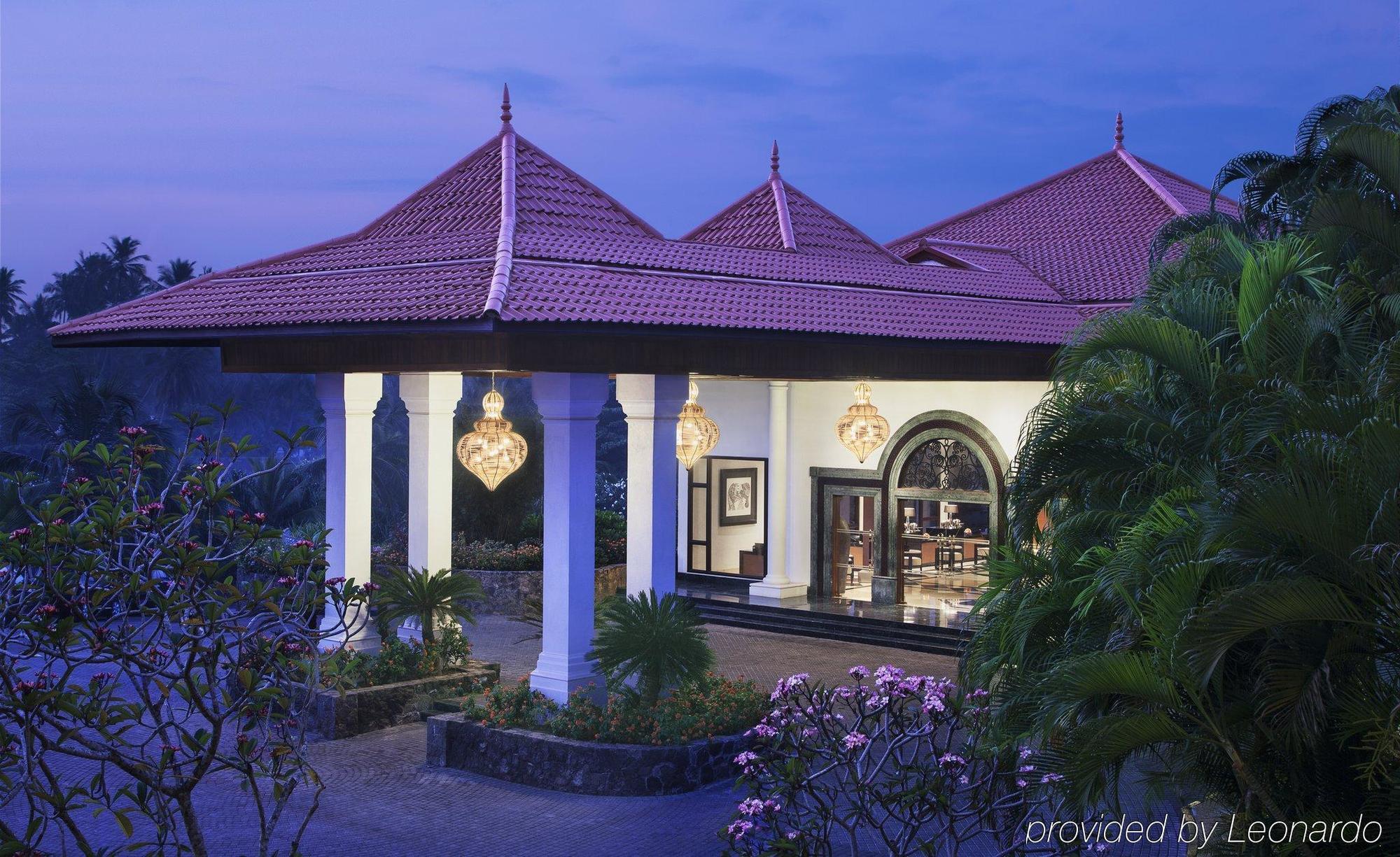 Taj Bentota Resort & Spa Bagian luar foto